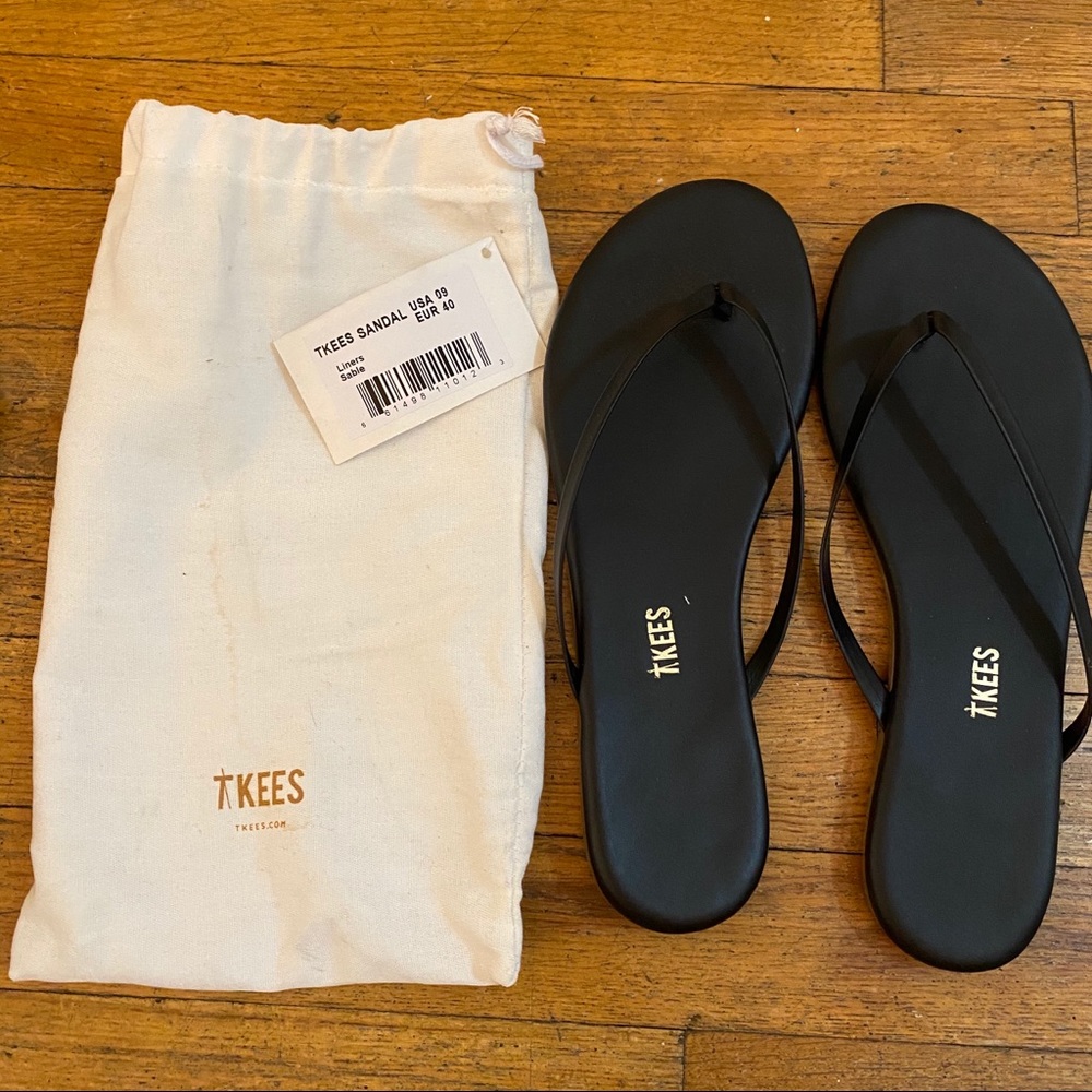 Tkees NEW size 9 brown leather flip flops